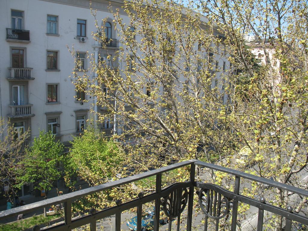 Vera Garden Apartment Tiflis Exterior foto